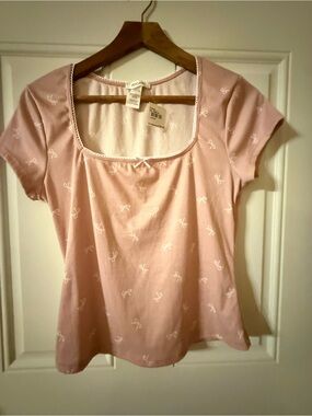 Persaya Pink Short Sleeve Bow-Print Tee
